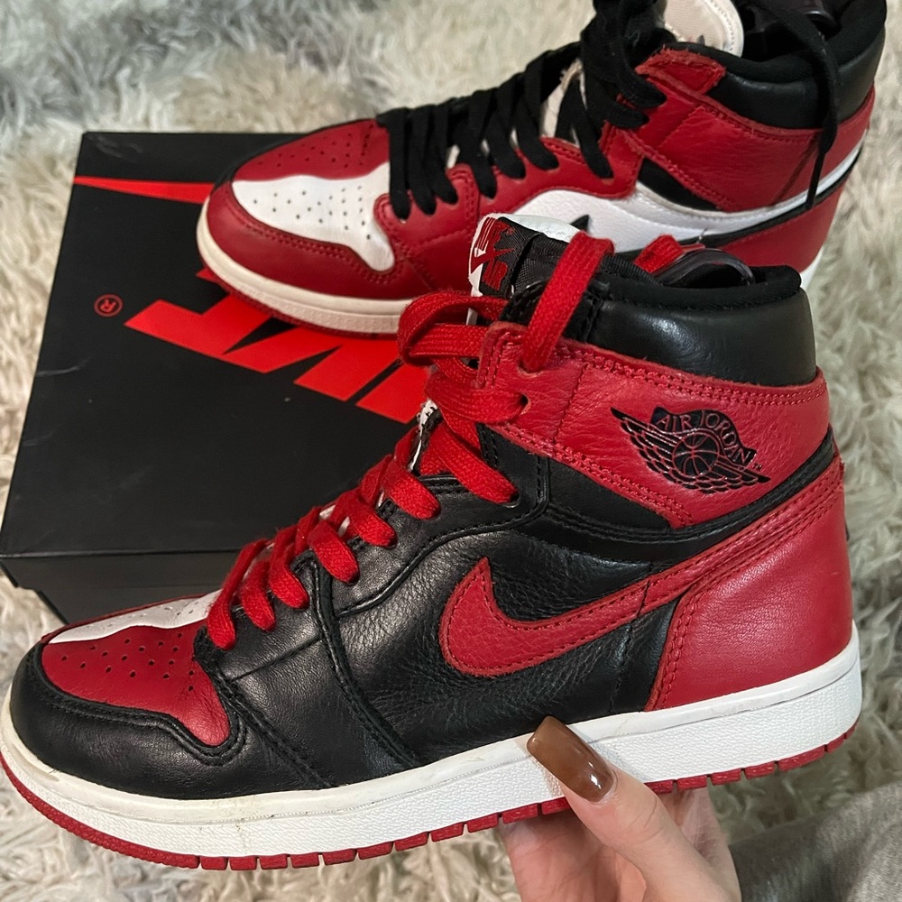 Homage to Home Jordan 1